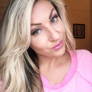 Meet your Posher, Meredith